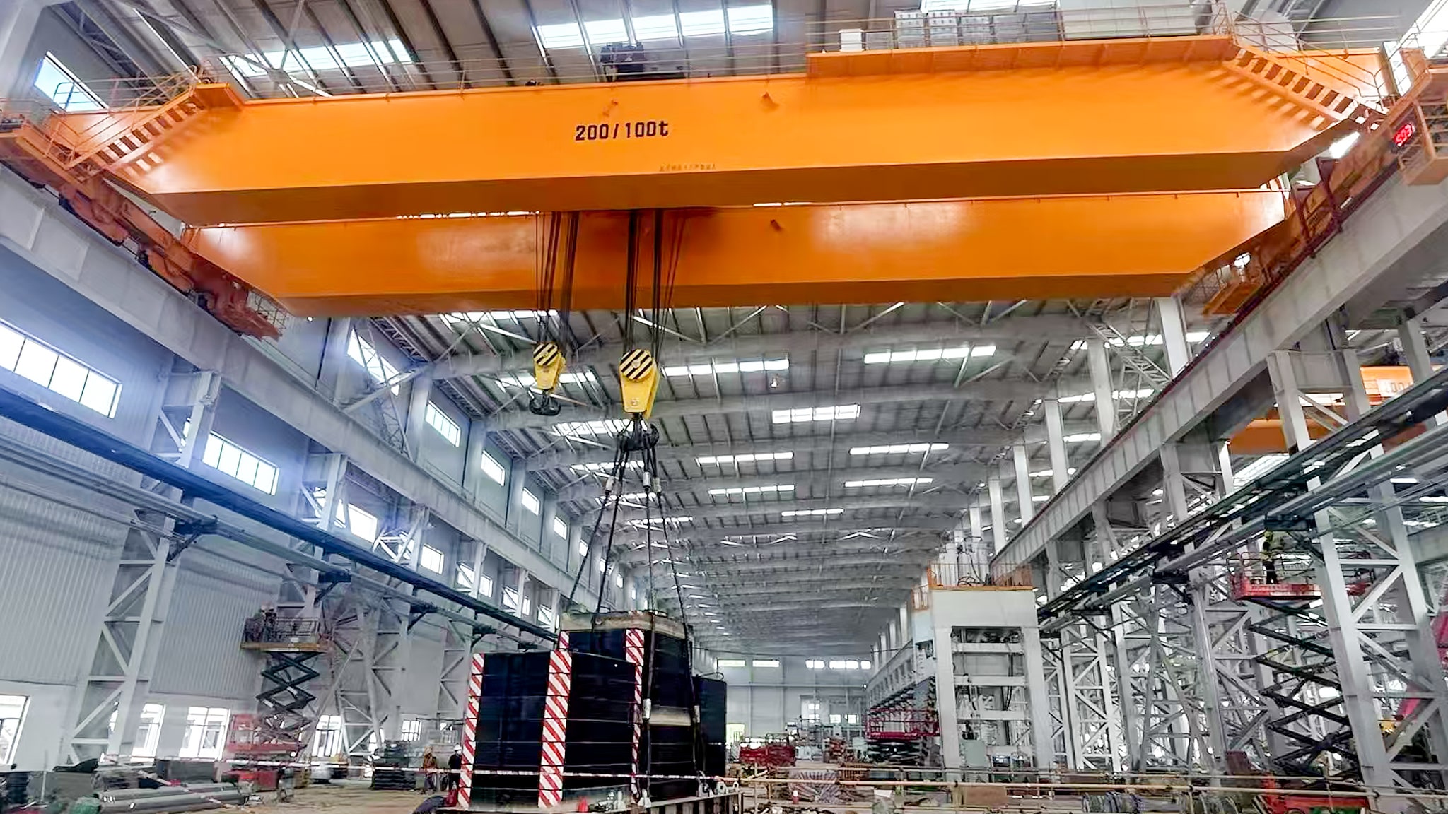 Custom-Large-Tonnage-Overhead-Cranes-for-Automotive-Stamping